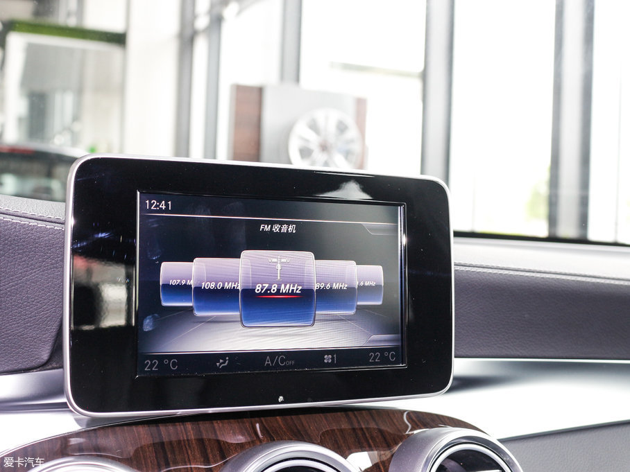 2017YGLC GLC 260 4MATICӸ