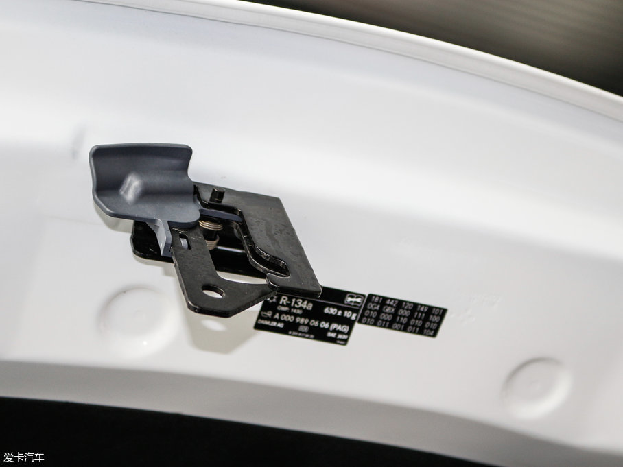 2017YGLC GLC 260 4MATICӸ