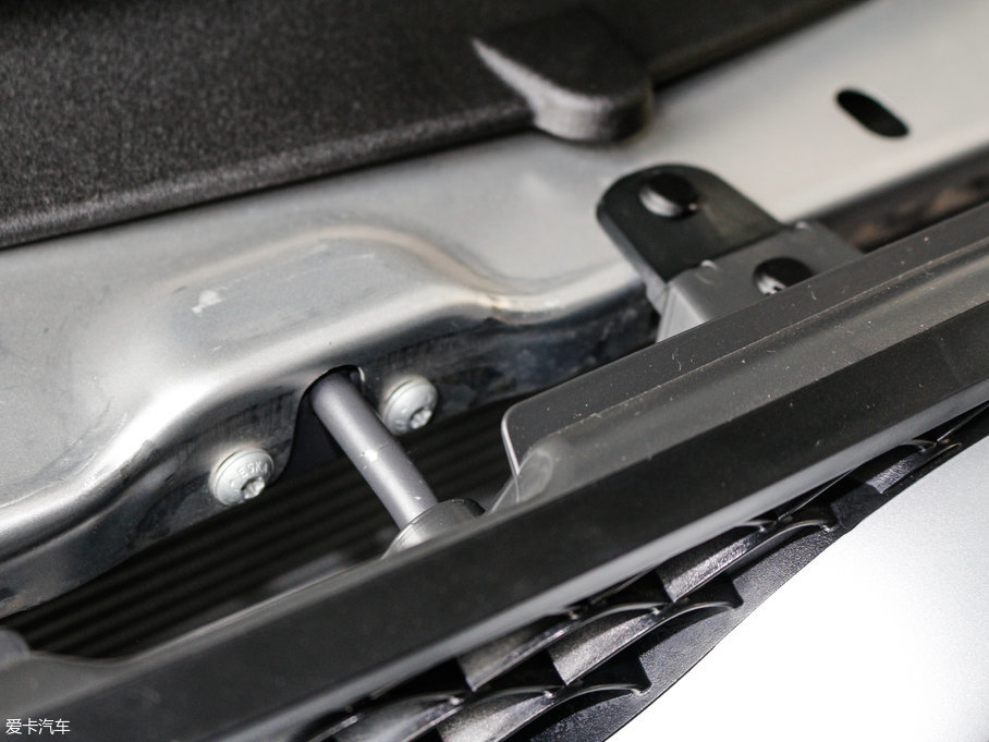 2017YGLC GLC 260 4MATICӸ