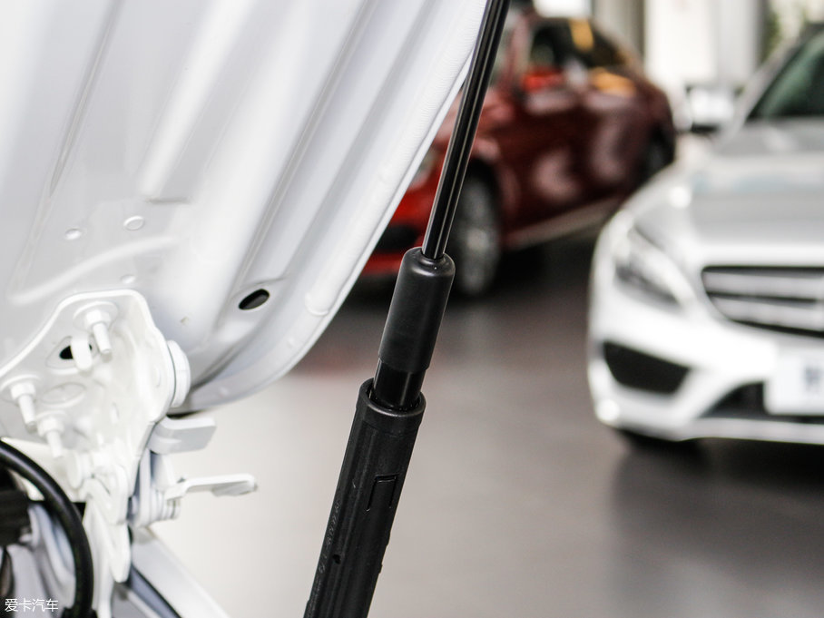 2017YGLC GLC 260 4MATICӸ