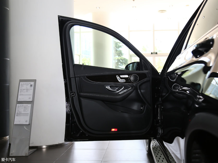 2017YGLC GLC 260 4MATICA