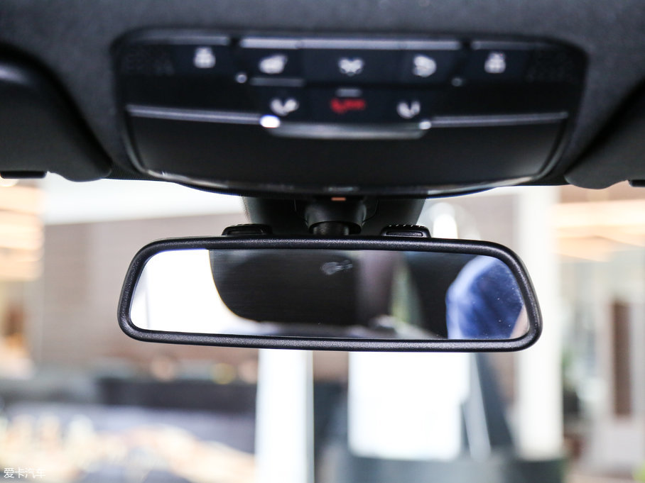 2017YGLC GLC 200 4MATIC