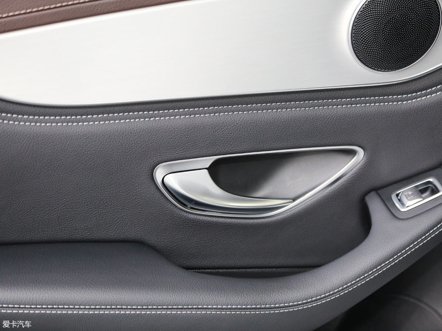 2017YGLC GLC 200 4MATIC