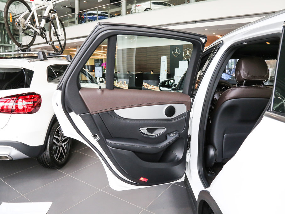 2017YGLC GLC 200 4MATIC