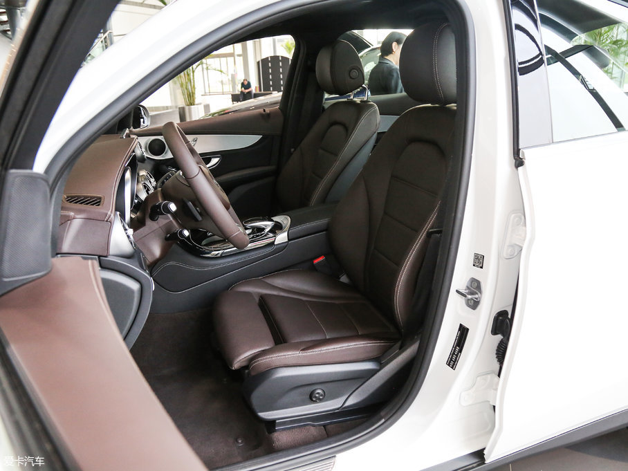 2017YGLC GLC 200 4MATIC