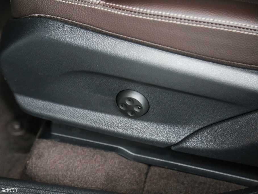 2017YGLC GLC 200 4MATIC