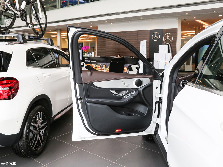 2017YGLC GLC 200 4MATIC