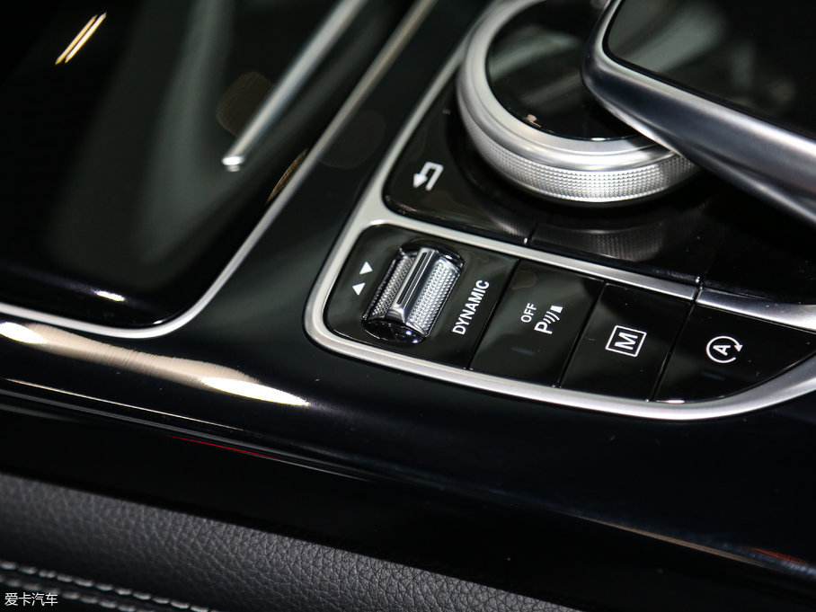 2017YGLC GLC 200 4MATIC