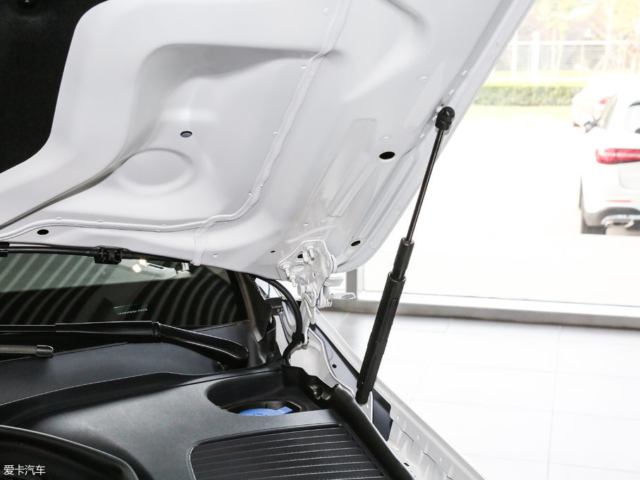 2017YGLC GLC 200 4MATIC