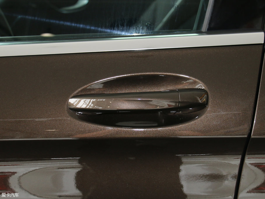 2017YGLC GLC 260 4MATICӸ