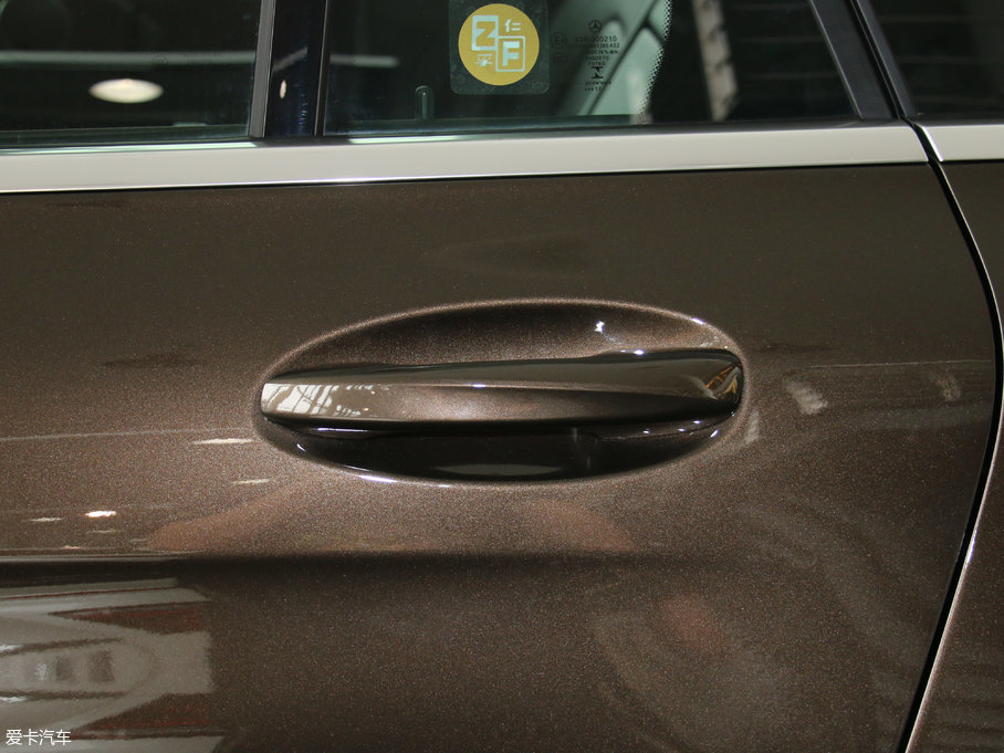 2017YGLC GLC 260 4MATIC(dng)