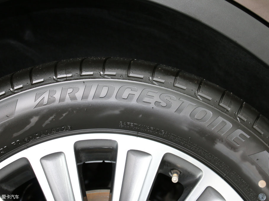 2017YGLC GLC 260 4MATICӸ