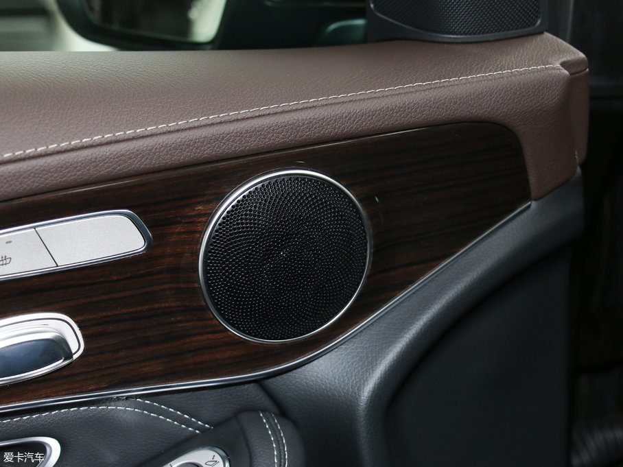 2017YGLC GLC 260 4MATICӸ