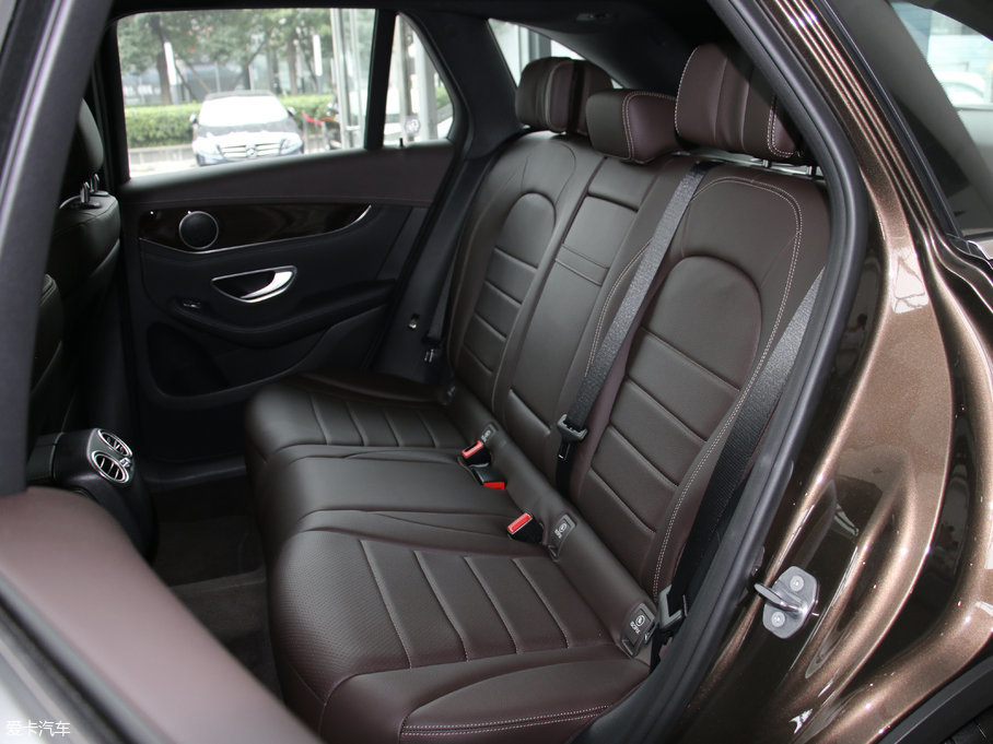 2017YGLC GLC 260 4MATIC(dng)