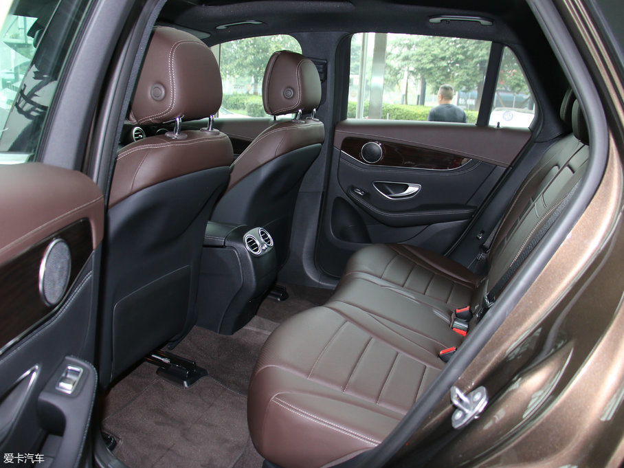 2017YGLC GLC 260 4MATIC(dng)