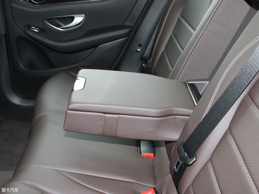 2017YGLC GLC 260 4MATICӸ