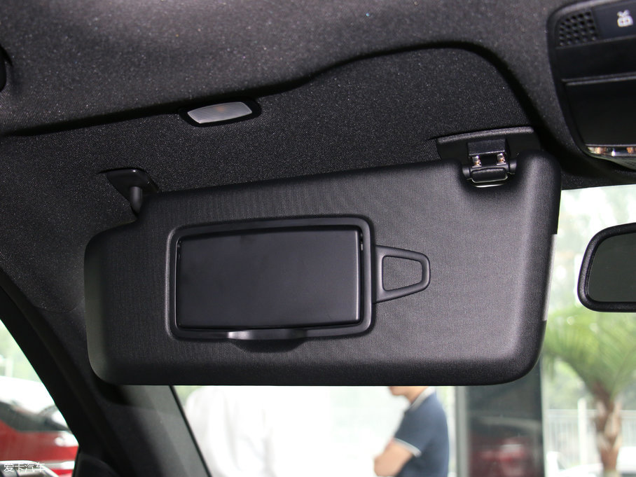 2017YGLC GLC 260 4MATICӸ