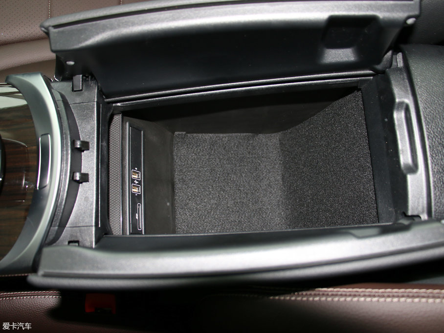 2017YGLC GLC 260 4MATICӸ