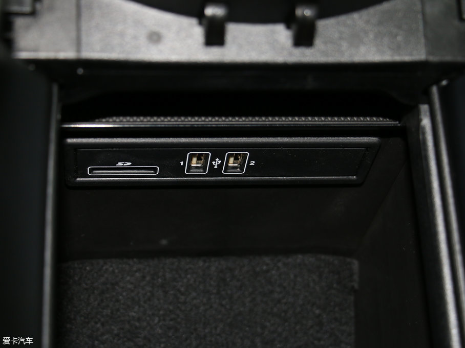 2017YGLC GLC 260 4MATICӸ