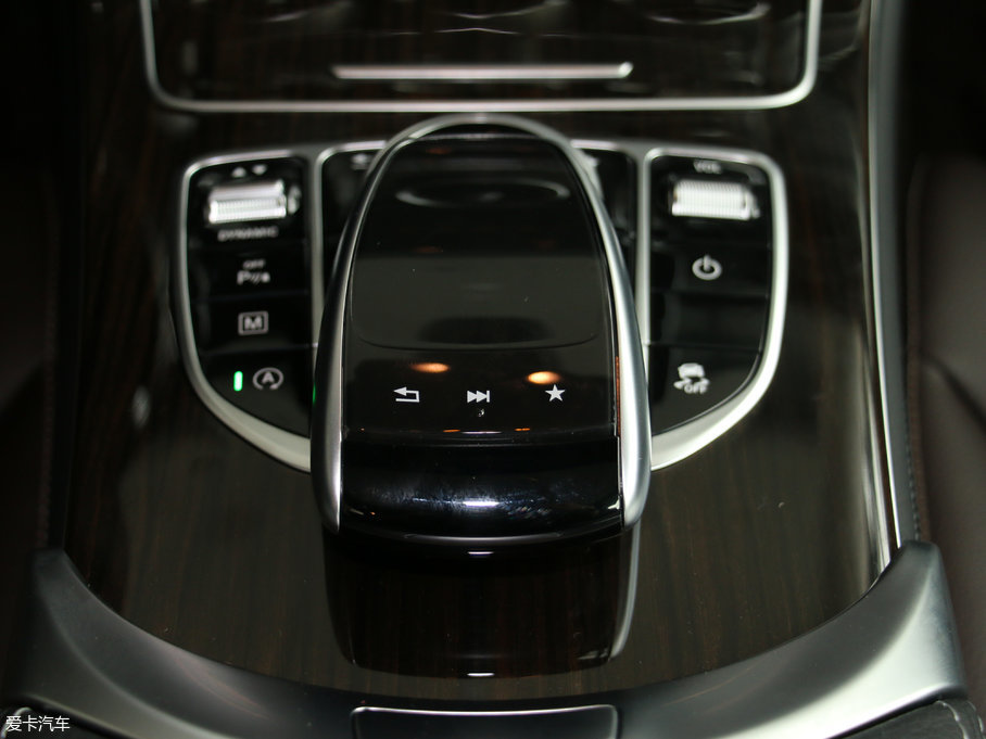 2017YGLC GLC 260 4MATICӸ