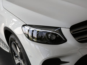 2017GLC 300 4MATICӸ ^