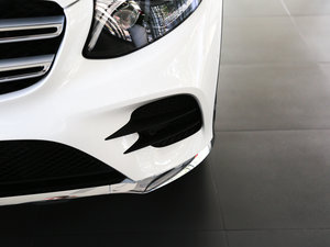 2017GLC 300 4MATICӸ ^