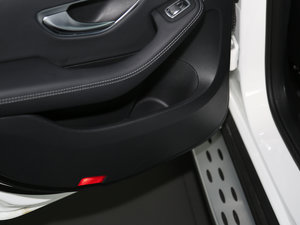 2017GLC 300 4MATICӸ g