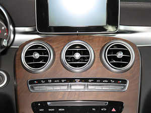 2017GLC 300 4MATICӸ {L