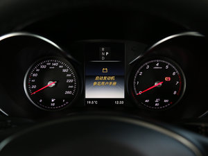 2017GLC 300 4MATIC(dng) x