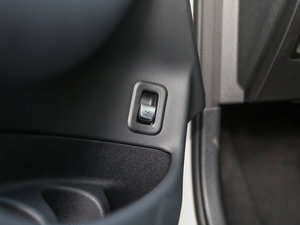 2017GLC 260 4MATICA п؅^