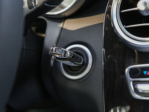 2017GLC 260 4MATICA п؅^