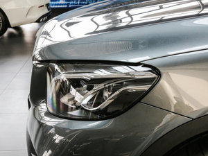 2017GLC 260 4MATICӸ ^