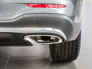 2017GLC 260 4MATICӸ Ś