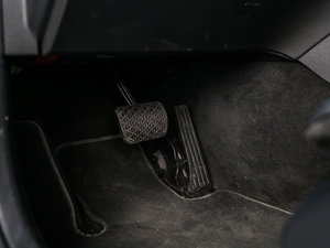 2017GLC 260 4MATICӸ п؅^