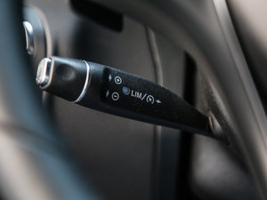 2017GLC 260 4MATICӸ п؅^