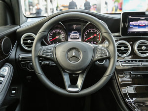 2017GLC 260 4MATICӸ P