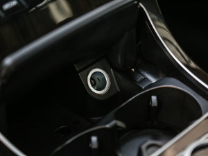 2017GLC 260 4MATICӸ п؅^