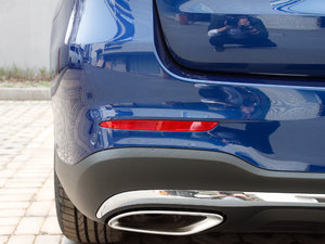 2017GLC 260 4MATICӸ ^