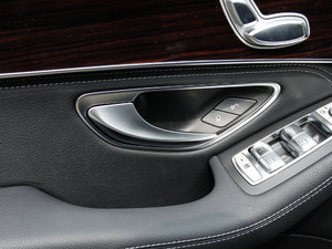 2017GLC 260 4MATICӸ g