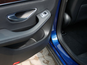 2017GLC 260 4MATICӸ g