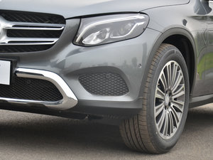 2017GLC 200 4MATIC ^