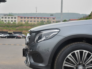 2017GLC 200 4MATIC ^