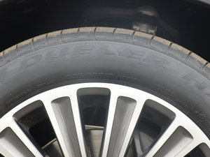 2017GLC 200 4MATIC ^