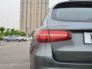 2017GLC 200 4MATIC ^