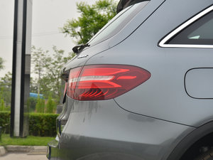 2017GLC 200 4MATIC ^