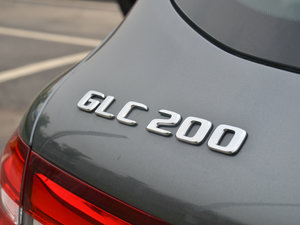 2017GLC 200 4MATIC ^