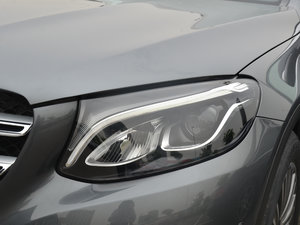 2017GLC 200 4MATIC ^