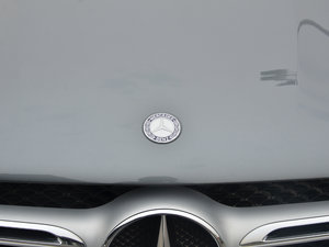 2017GLC 200 4MATIC ^