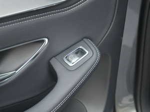 2017GLC 200 4MATIC п؅^