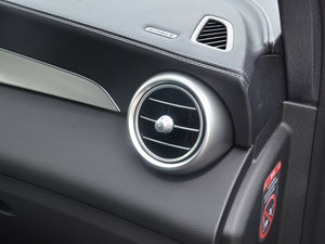 2017GLC 200 4MATIC п؅^